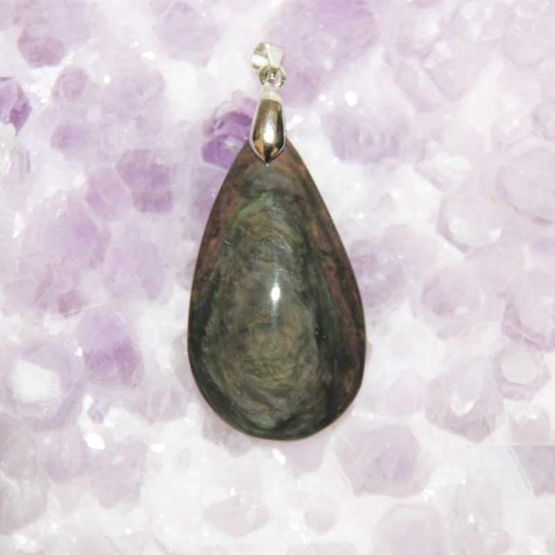 Pendentif en obsidienne manto huichol