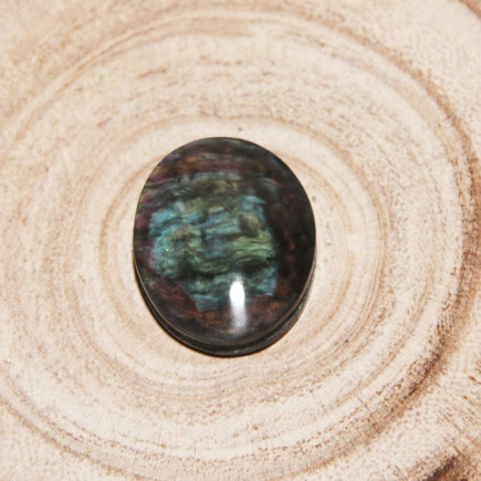 Cabochon en obsidienne manto huichol d'une qualité exceptionnel