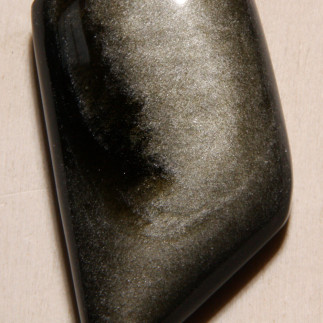 Pendentif en Obsidienne Dorée du Mexique – Reflets Envoûtants