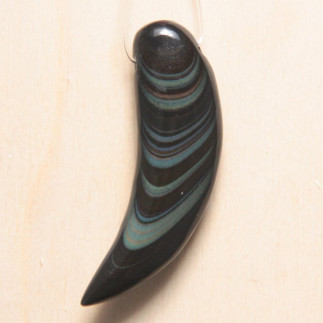 Pendentif Griffe en Obsidienne Arc-en-Ciel – Protection et Force Intérieure