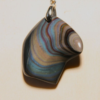 Pendentif en Obsidienne Arc-en-Ciel – Forme Libre du Mexique