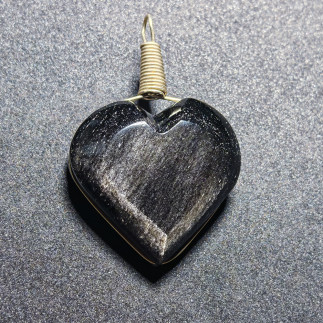 Pendentif cœur en obsidienne