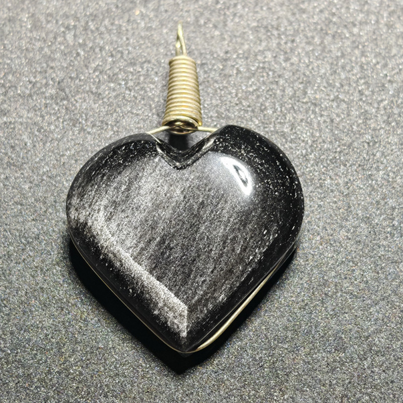 Pendentif cœur en obsidienne Pendentif cœur en obsidienne