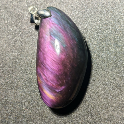 Pendentif en Obsidienne Manto Huichol du Mexique – Pièce Artisanale