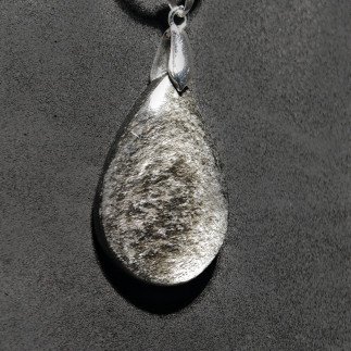 Pendentif en obsidienne argentée du Mexique, pièce artisanale
